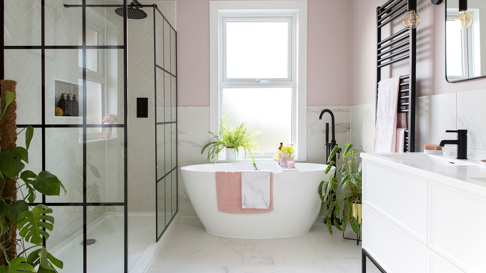 Transform Your Bathroom with Shower Screens for Wet Rooms