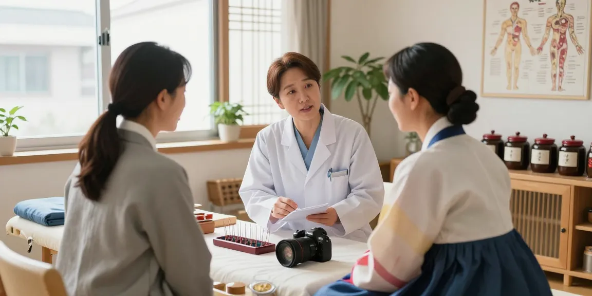 Clinical setting at 수원교통사고한의원 showcasing holistic treatment for traffic accident recovery.